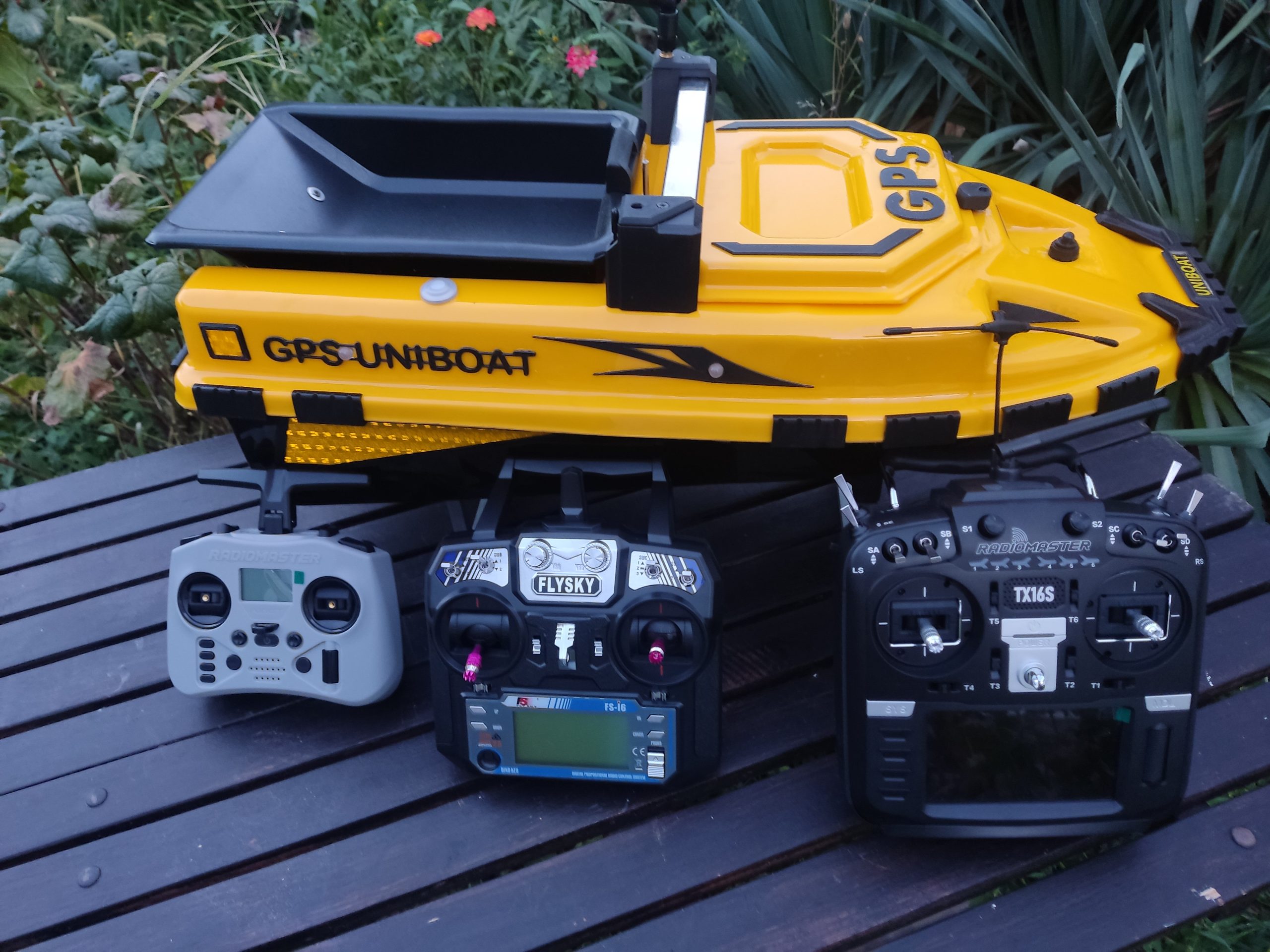 Кораблик UNIBOAT — изображение 4